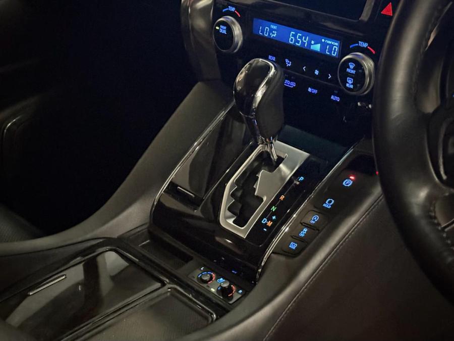 VELLFIRE 3.5 ZG - Image 7